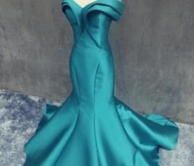 Off-the-shoulder Backless Empire Fitted Ruffled Dress