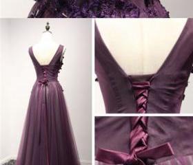 V-neck Empire Floor-length Gown with Lace Pleating Lilac